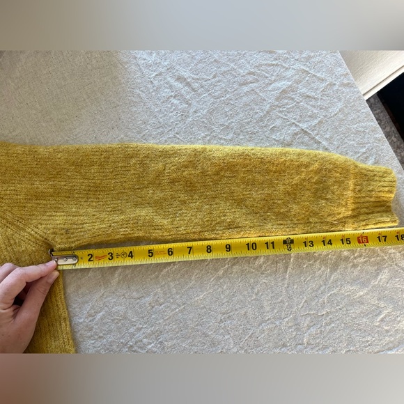 Alpaca wool sweater - Picture 6 of 9